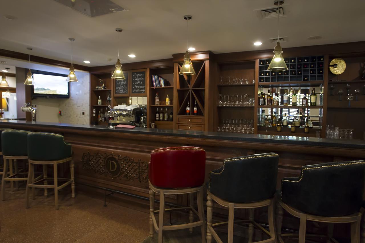 Atyrau Dastan Hotel Kültér fotó